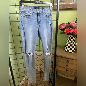 Lucky Brand Orta Distressed size 28
